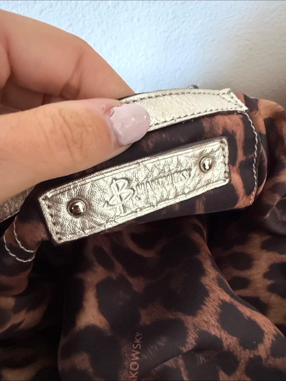 Makowsky slouchy leather purse - Picture 4 of 6